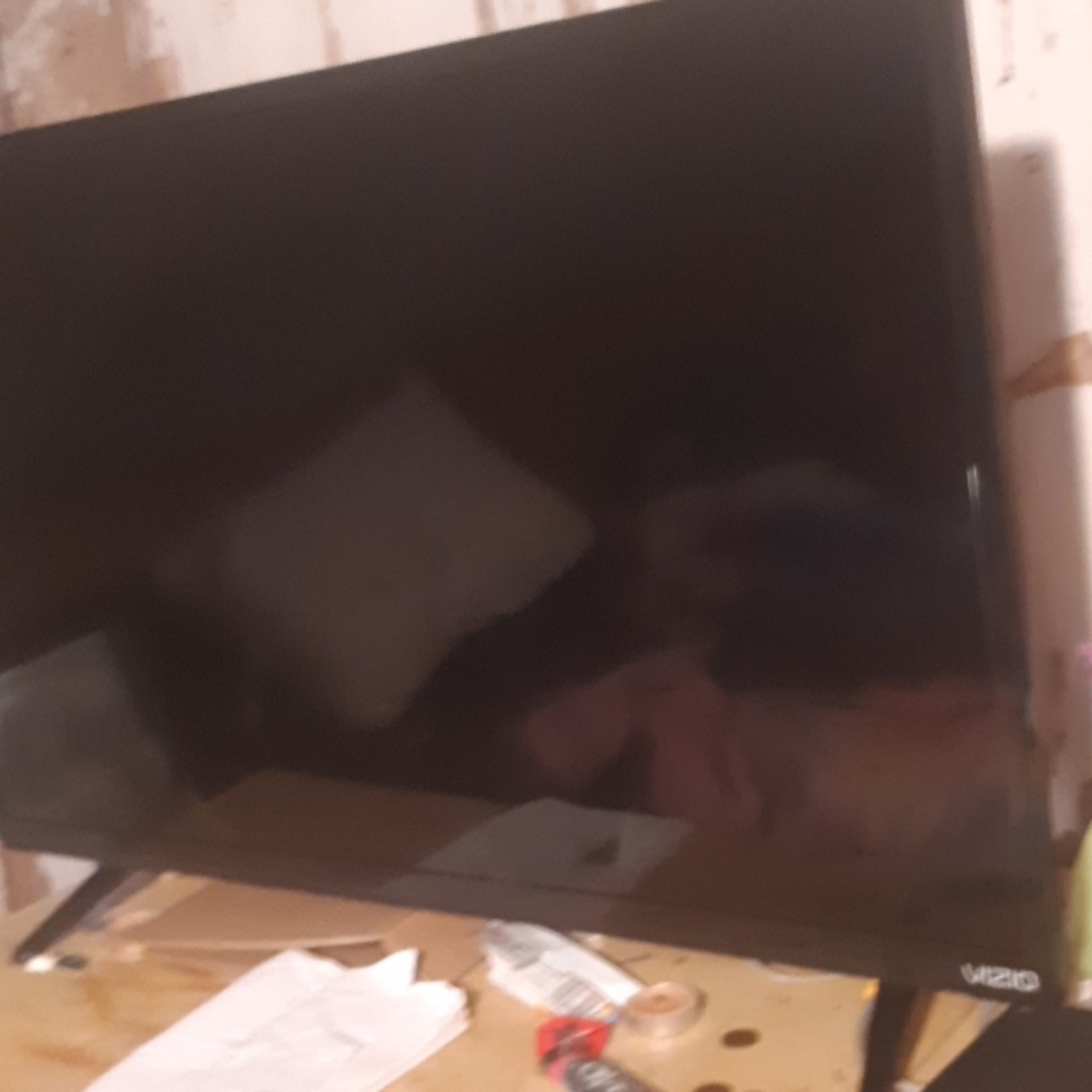 Vizo flat screen
